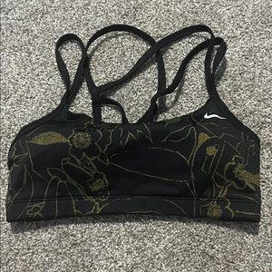NWOT Nike Women's Black and Gold Floral Sports Bra